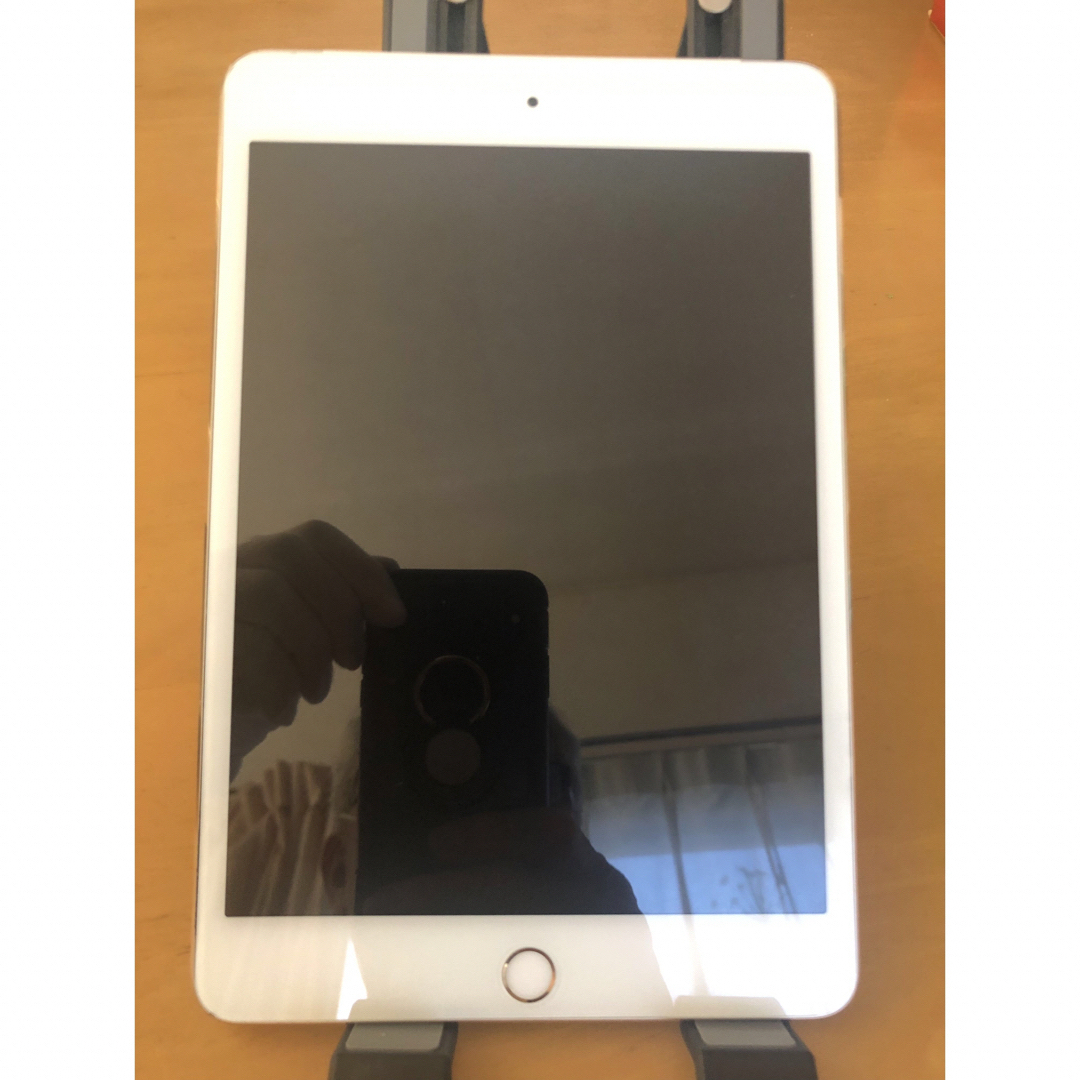 iPad mini4 128GB WiFi+cellular simフリー