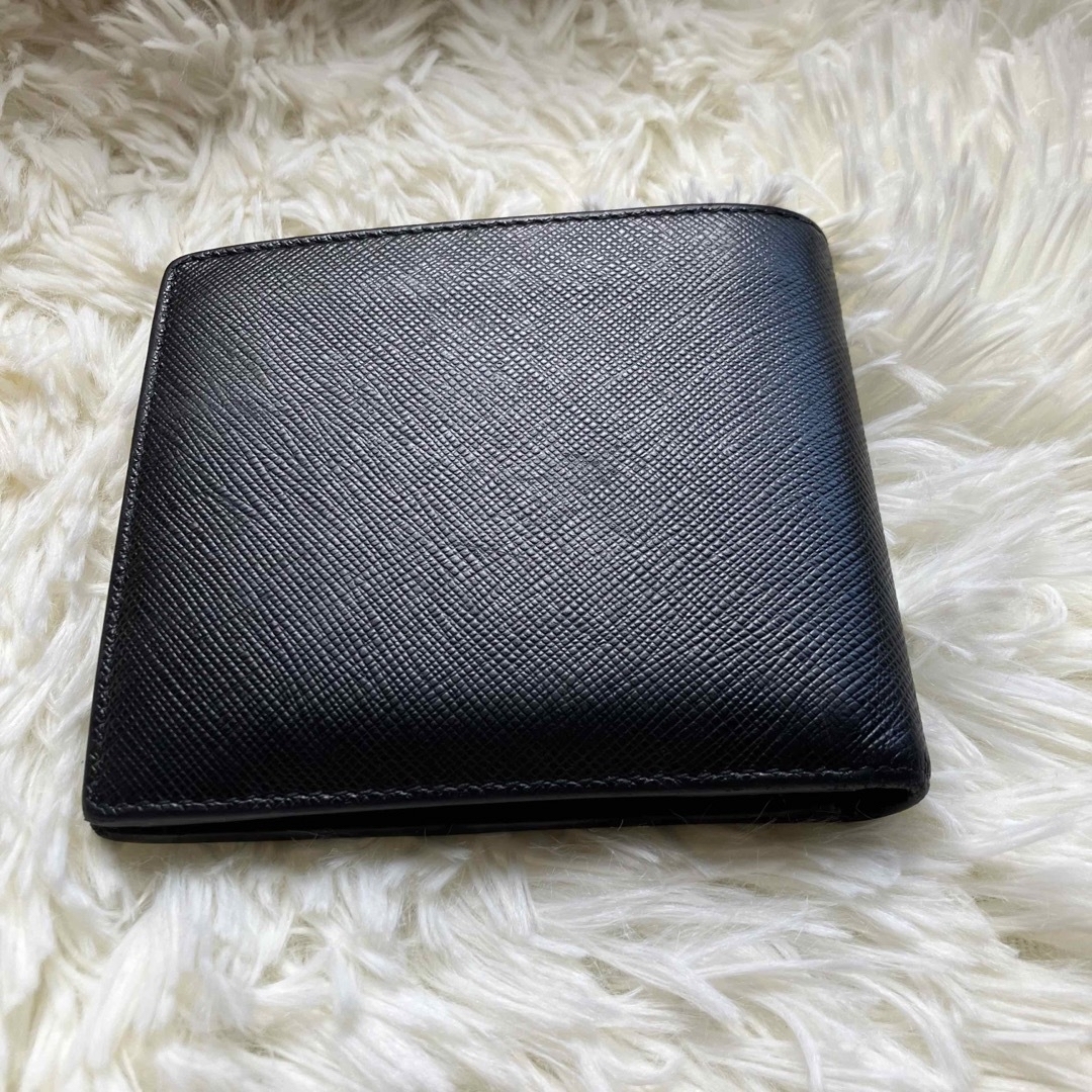 美品 箱付】PRADA プラダ 二つ折り財布 三角ロゴ サフィアーノ 美品 箱付】PRADA プラダ 二つ折り財布 三角ロゴ サフィアーノ