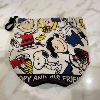 スヌーピー(SNOOPY)のスヌーピー　巾着　ポーチ　美品　レア柄(キャラクターグッズ)