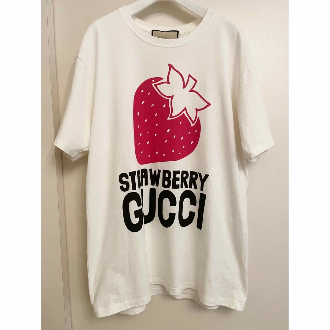 Gucci - 直営店購入グッチGucciストロベリーオーバーサイズTシャツの
