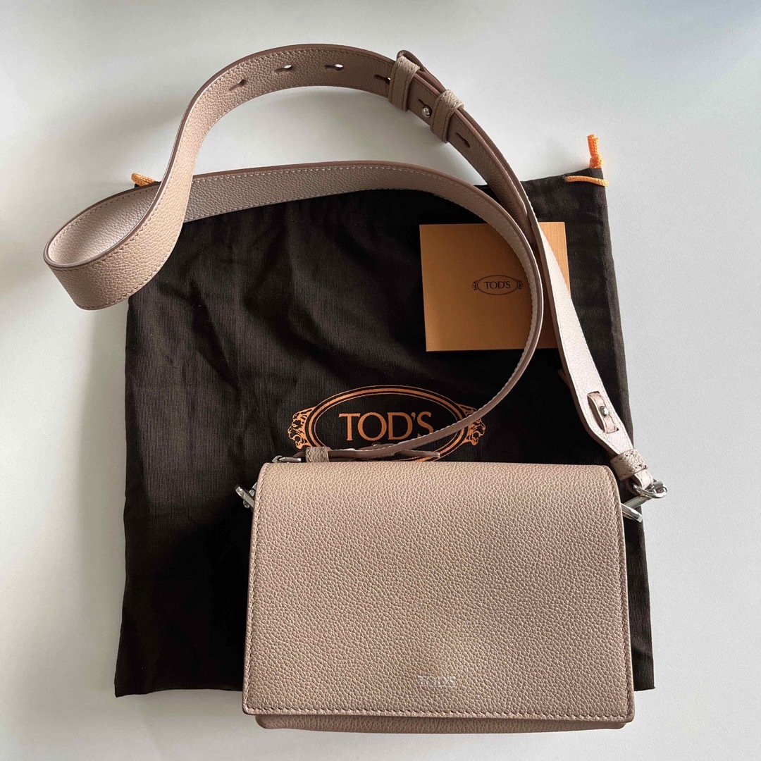 TOD'S(トッズ)のTod’s ショルダーバッグ　トッズ レディースのバッグ(ショルダーバッグ)の商品写真