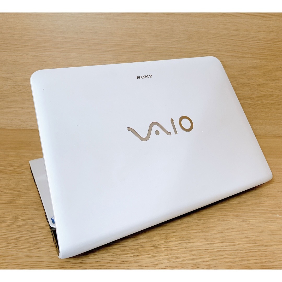 小型軽量✨人気のVAIO✨ノートパソコン カメラ付PC✨SSD搭載 メモリ8GB-