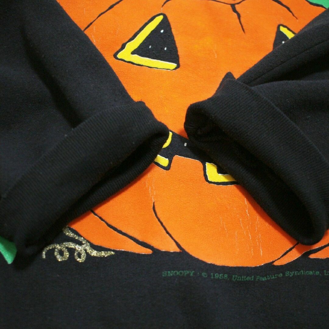 PEANUTS - 90s Peanuts Halloween Sweatshirt Snoopyの通販 by ...