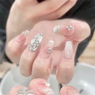 【No.68】マグフレンチ♡埋めつくし ぷっくり キルティング ワンホンネイル ハンドメイドのアクセサリー(ネイルチップ)の商品写真