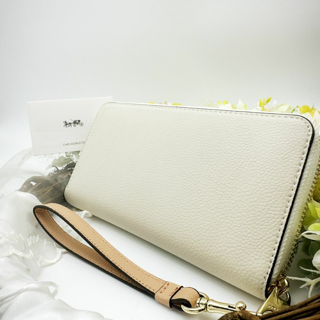 COACH - 【 幸運を呼ぶ!】COACH コーチ 長財布 ホース&キャリッジ 白