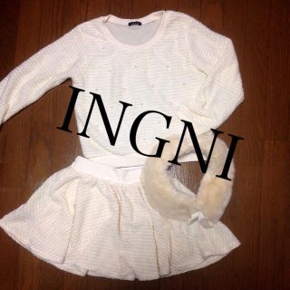 イング(INGNI)のINGNI ニットセットアップ ファー襟(ミニワンピース)