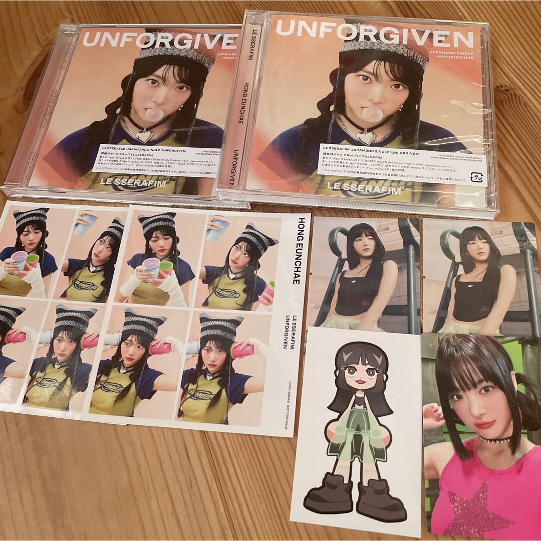 LE SSERAFIM(ルセラフィム)のlesserafim unforgiven ウンチェ トレカ ソロジャケット盤 エンタメ/ホビーのタレントグッズ(アイドルグッズ)の商品写真