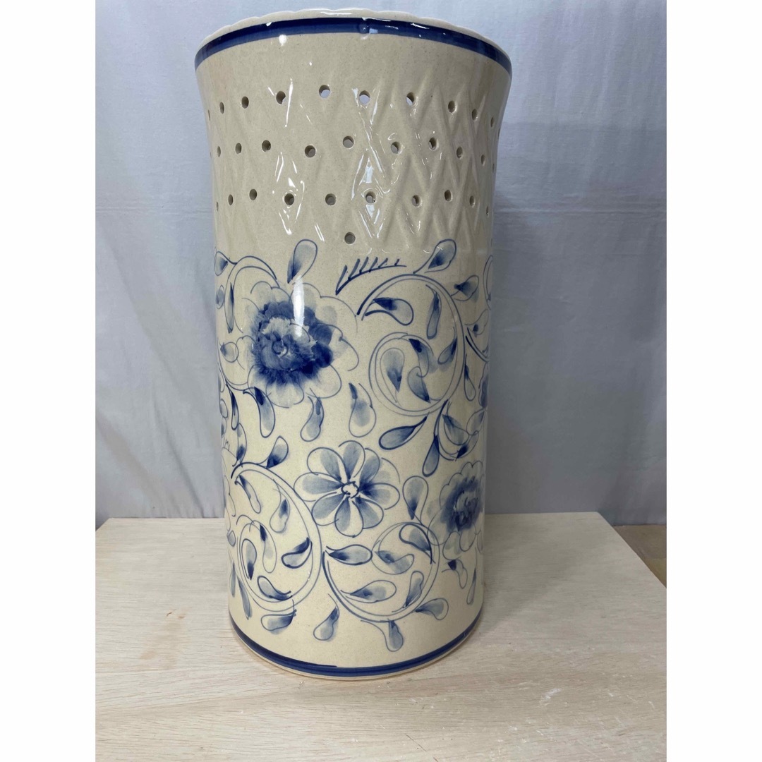 新品陶器傘立て 若干難ありの通販 by saya's shop|ラクマ
