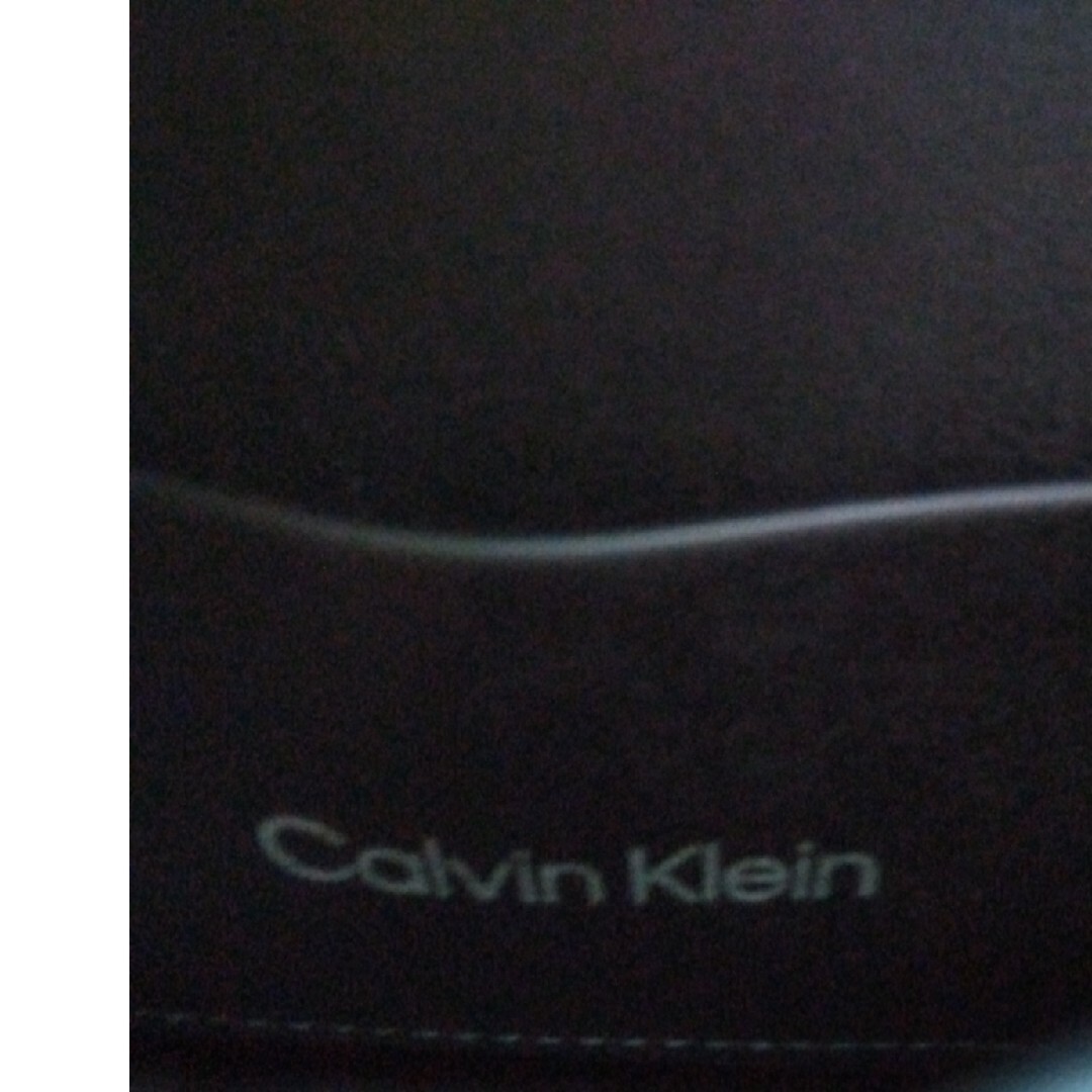 Calvin Klein(カルバンクライン)のCaIvin   Klein     ミニショルダーバック  ほぼ未使用 レディースのバッグ(ショルダーバッグ)の商品写真