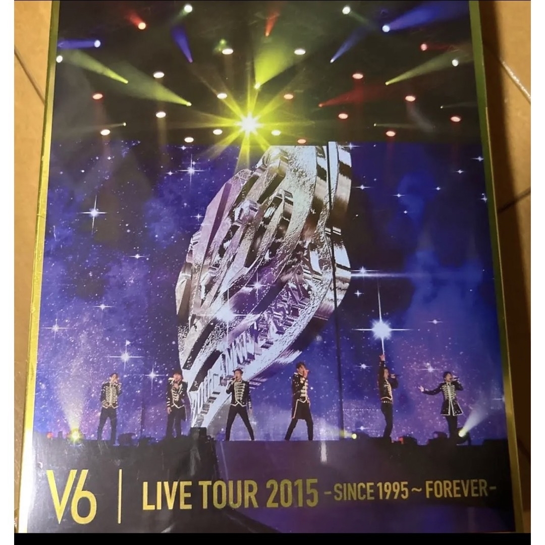 V6 LIVE TOUR 2015&2013 エンタメ/ホビーのDVD/ブルーレイ(ミュージック)の商品写真