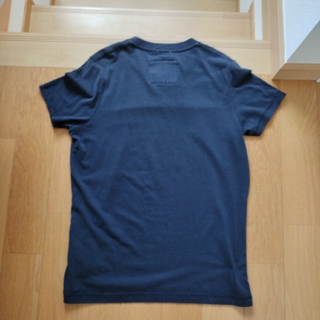 Abercrombie&Fitch(アバクロンビーアンドフィッチ)のアバクロVネックTシャツ メンズのトップス(Tシャツ/カットソー(半袖/袖なし))の商品写真