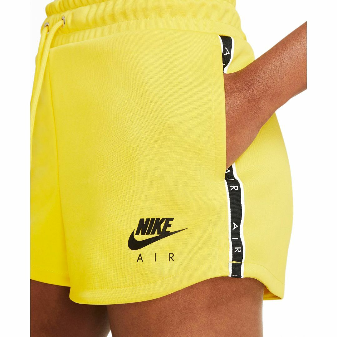 NIKE(ナイキ)の新品 NIKE AIR ナイキエアー ロゴテープ ショートパンツ 定価4950円 レディースのパンツ(ショートパンツ)の商品写真