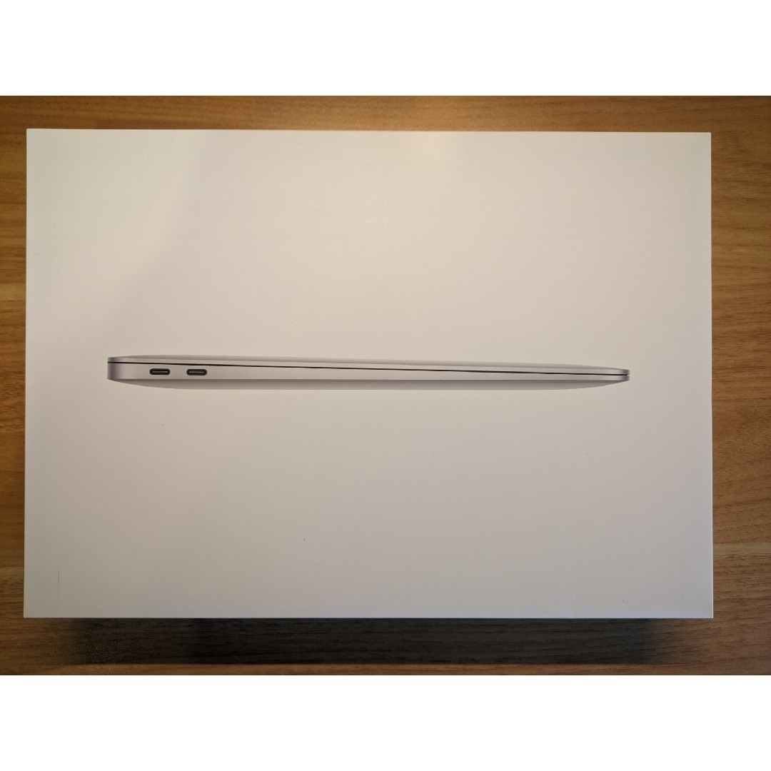 【Apple】2020 MacBook Air 13.3インチ（シルバー）