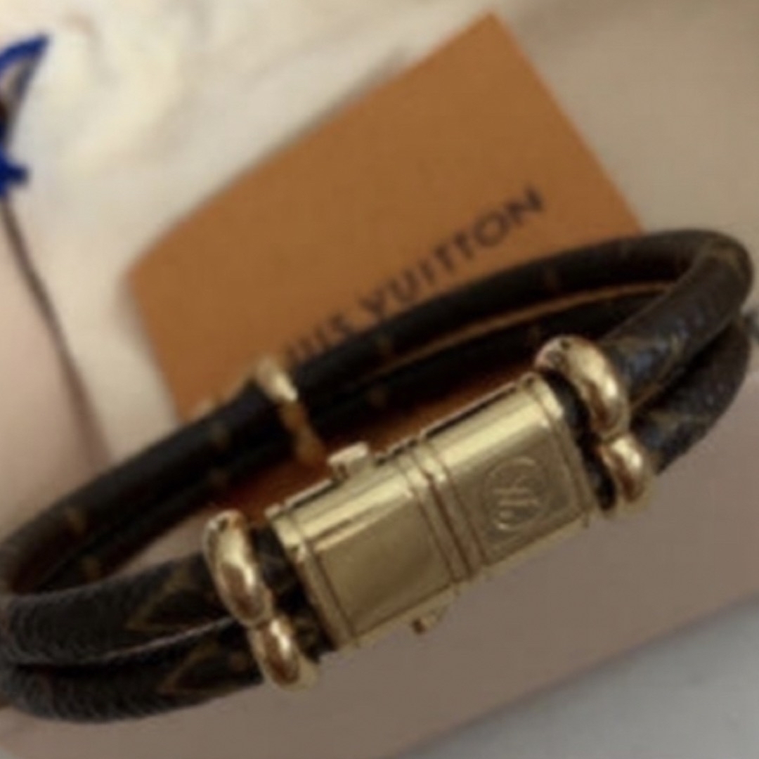 LOUIS VUITTON(ルイヴィトン)の【中古】ルイヴィトン ブラスレ・キープ　イット　トゥワイス 19センチ レディースのアクセサリー(ブレスレット/バングル)の商品写真