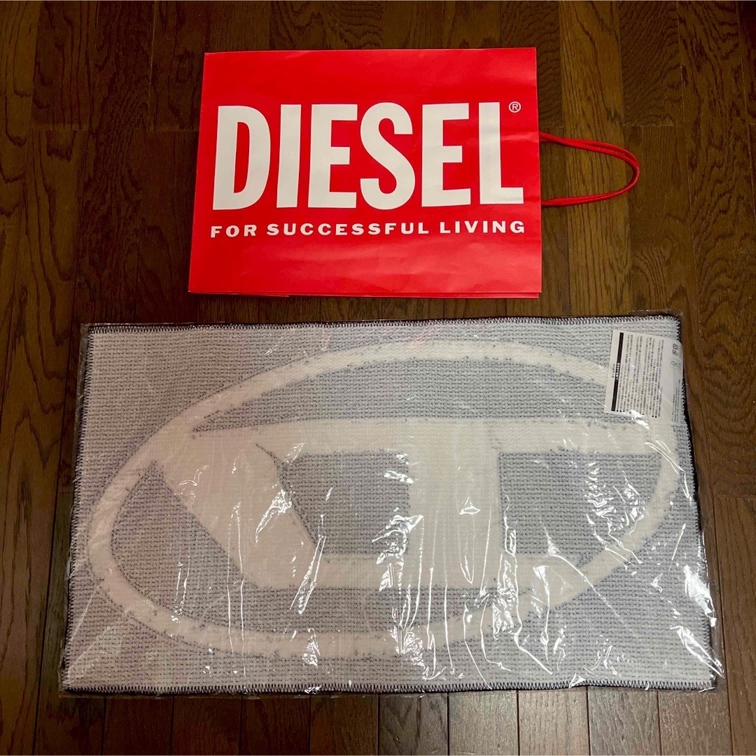 【新品】DIESEL ルームマット ラグ  Dロゴ ノベルティ 非売品 入手困難 2