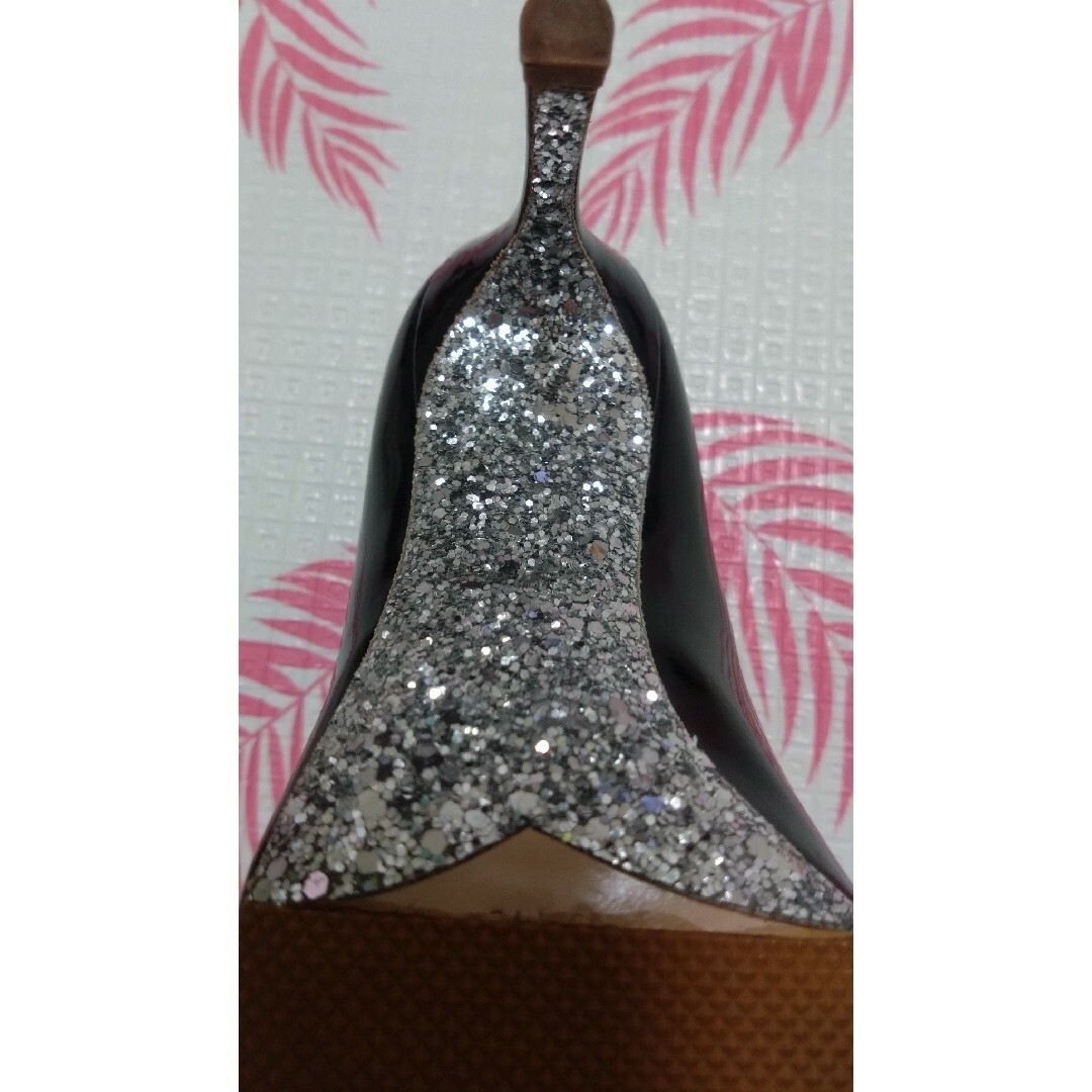 即1万 miumiu パテントレザー パンプス 即1万 miumiu パテントレザー パンプス