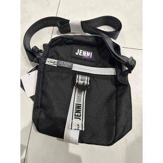 ジェニィ(JENNI)のJENNI ショルダーバッグ　ブラック　新品　(ショルダーバッグ)