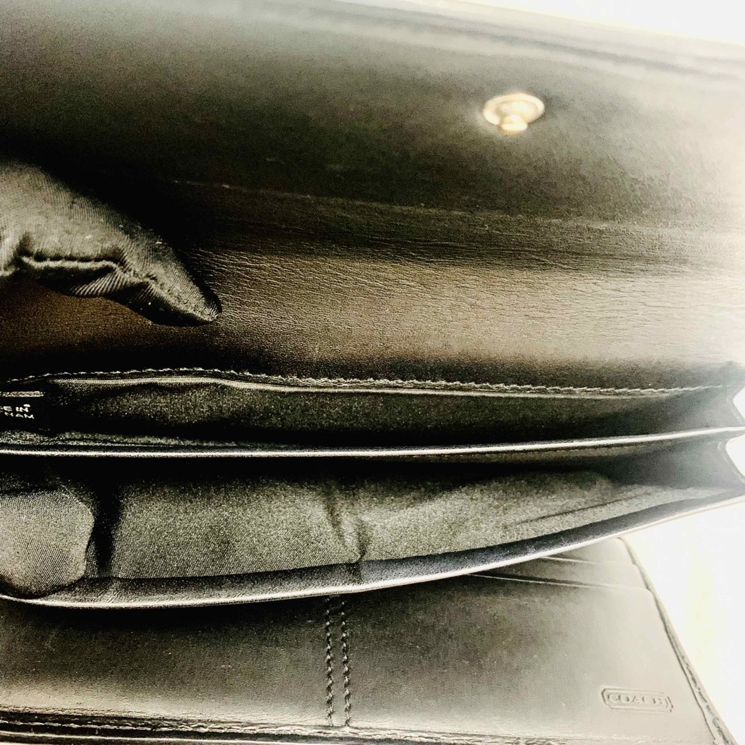 COACH(コーチ)のコーチ　長財布　シグネチャー　本革 レザー エナメル　ブラック　三つ折り レディースのファッション小物(財布)の商品写真
