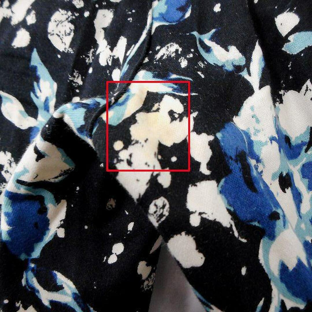 JEANASIS(ジーナシス)のジーナシス JEANASIS フラワープリント スリム テーパード パンツ 黒 レディースのパンツ(その他)の商品写真