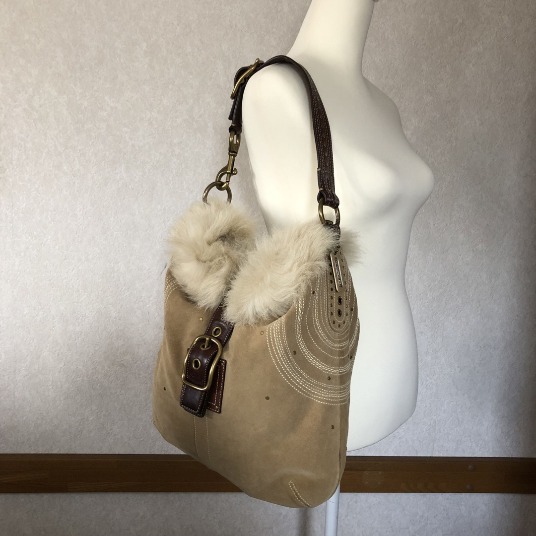 COACH - 激レア COACH ショルダーバッグ スエード スタッズ の通販 by