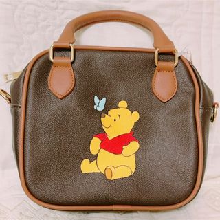 クマノプーサン(くまのプーさん)の【新品】くまのプーさん ⭐️ ショルダーバッグ(キャラクターグッズ)