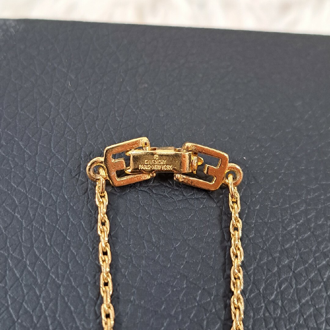 GIVENCHY(ジバンシィ)のGIVENCHY ネックレス ゴールド ラインストーン レディースのアクセサリー(ネックレス)の商品写真