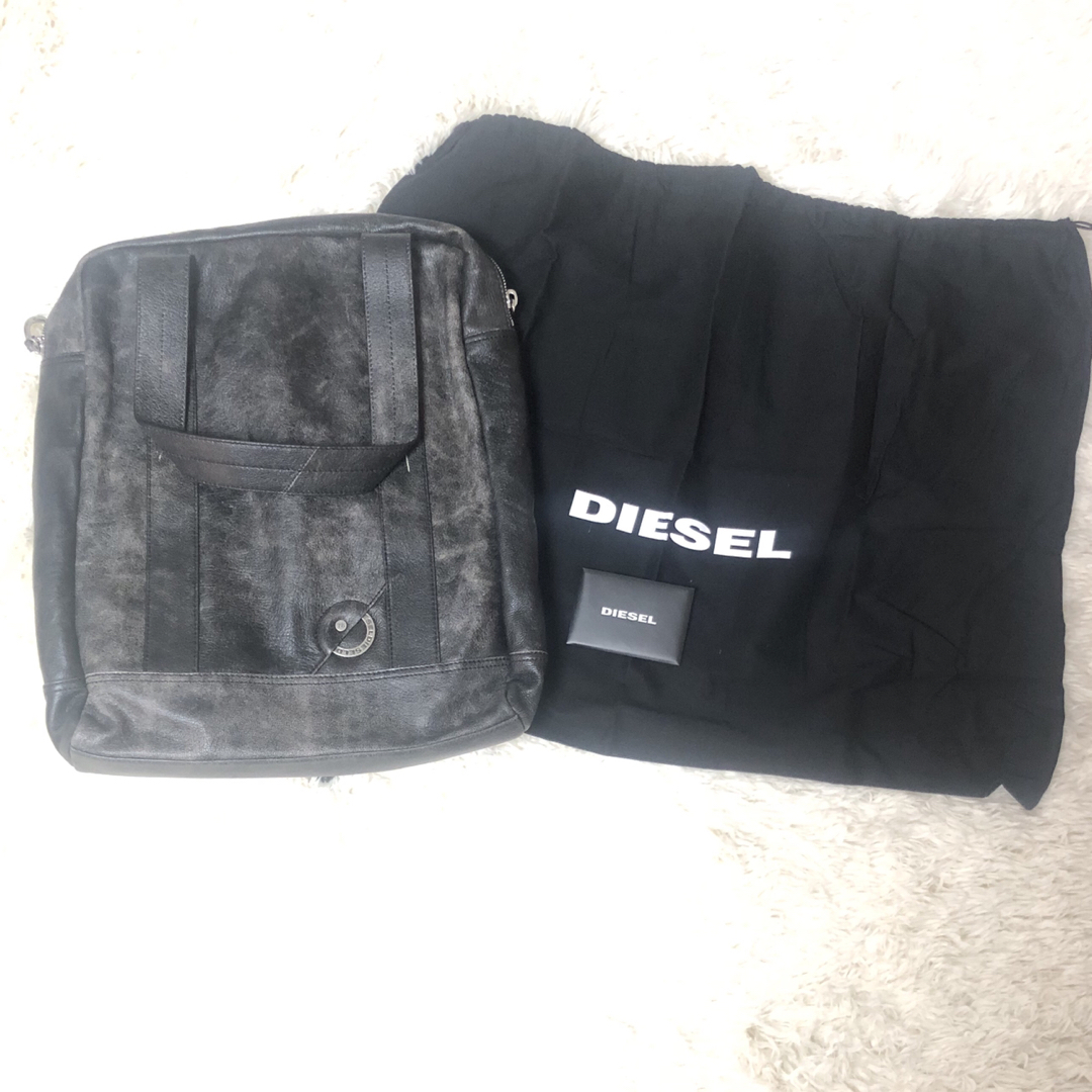 DIESEL(ディーゼル)のDIESEL ZAVIO クラッキングレザー調 2way トートバッグリュック メンズのバッグ(バッグパック/リュック)の商品写真