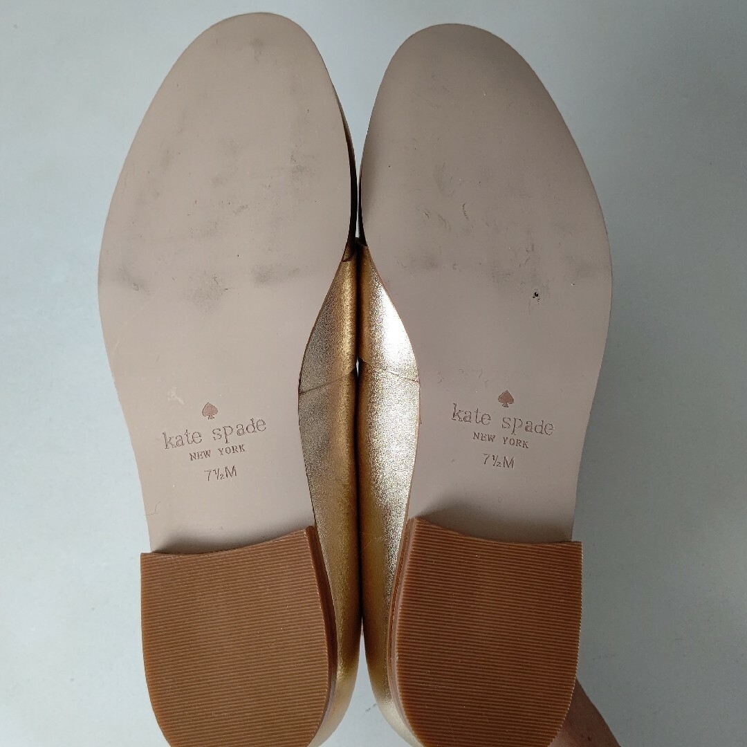 kate spade new york(ケイトスペードニューヨーク)の美品✨未使用『kate spade』ケイトスペード レザー ローファー 24.5 レディースの靴/シューズ(ローファー/革靴)の商品写真