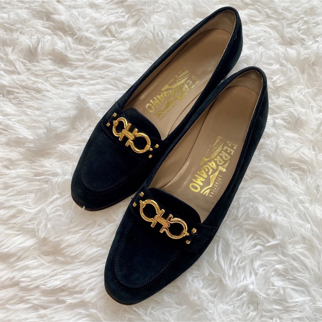 Salvatore Ferragamo 美品♡ サルヴァトーレフェラガモ ガンチーニ