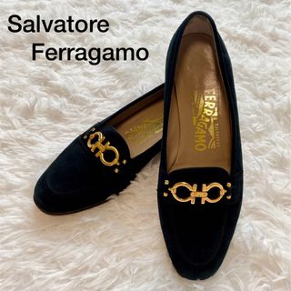 サルヴァトーレフェラガモ(Salvatore Ferragamo)の美品♡ サルヴァトーレフェラガモ ガンチーニ ゴールド金具  ローファー(ローファー/革靴)