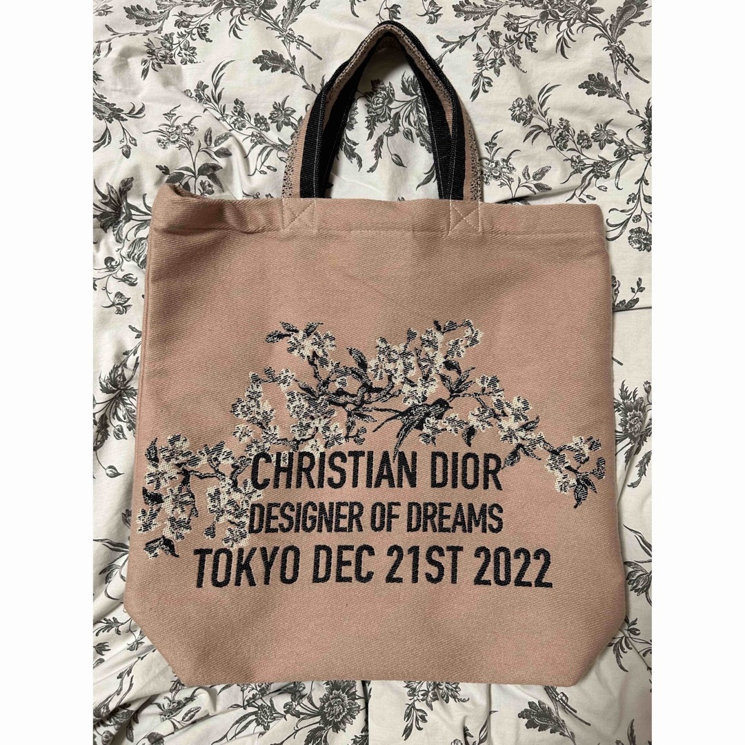 Christian Dior(クリスチャンディオール)の新品未使用！ディオール展　トートバッグ レディースのバッグ(トートバッグ)の商品写真