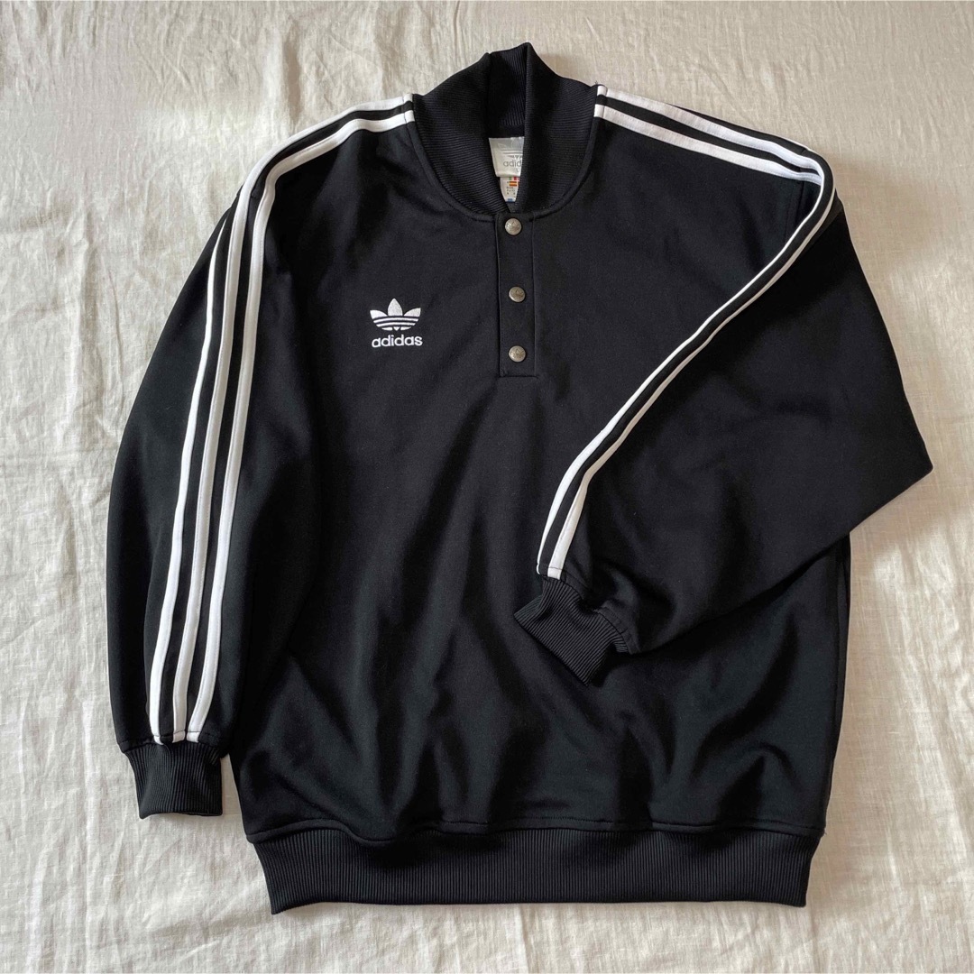 【匿名配送】レア！adidas NYヤンキースコラボ 長袖ポロシャツ