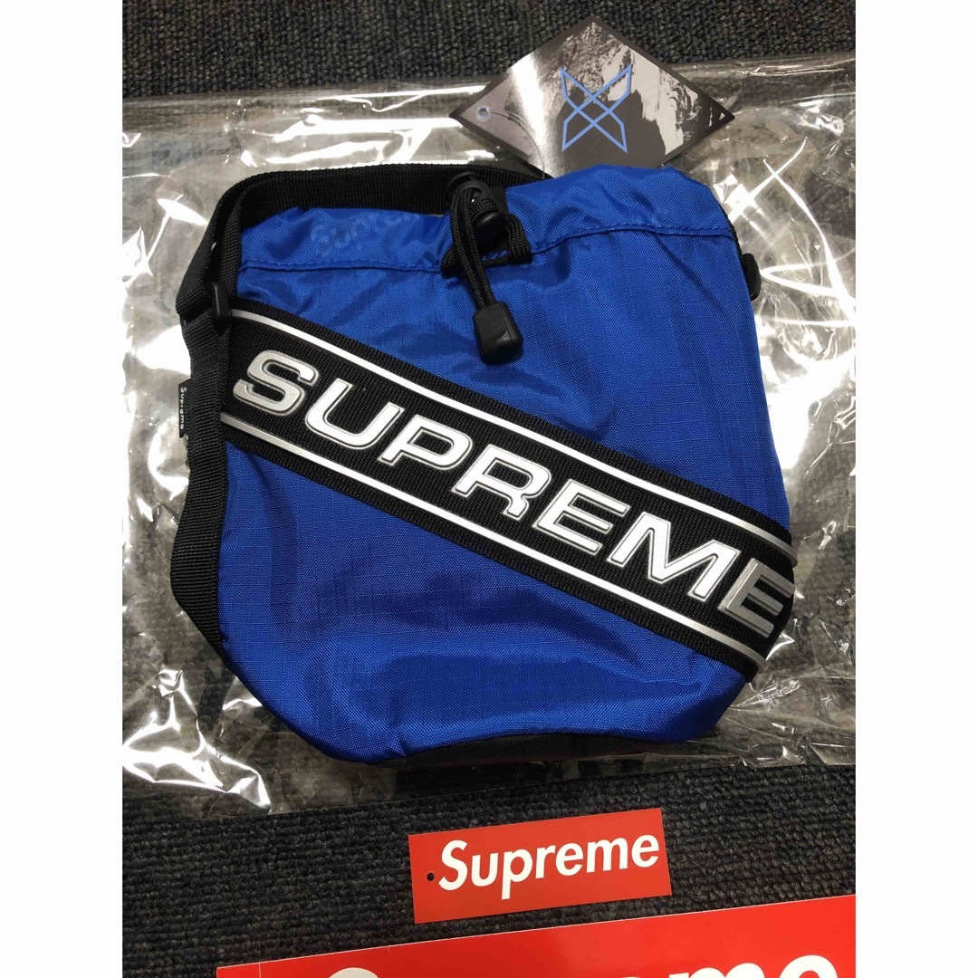 Small Cinch Pouch supreme ショルダーバック