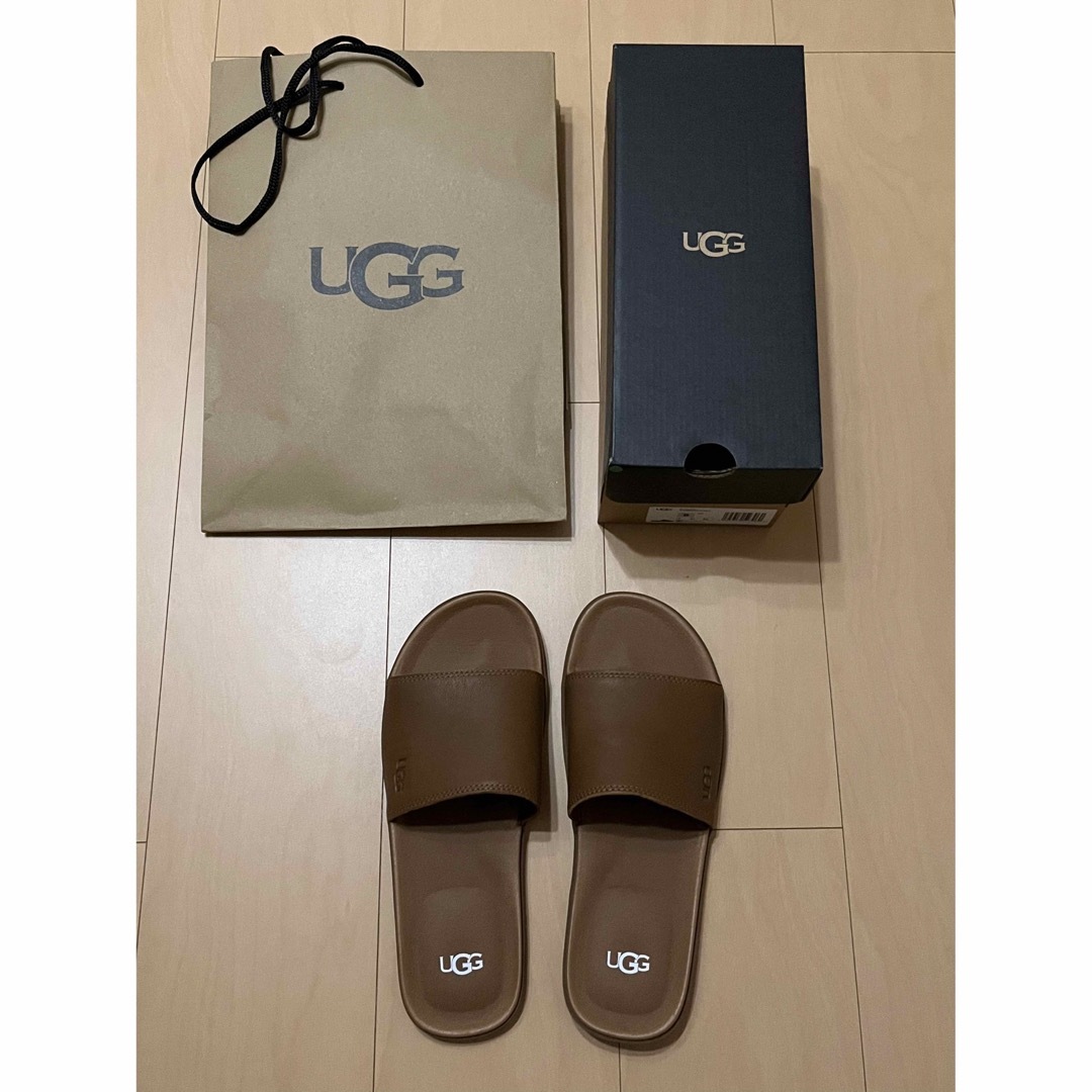 UGG(アグ)のセール　新品・未使用　正規品　UGGアグ ベニソン スライド II サンダル メンズの靴/シューズ(サンダル)の商品写真