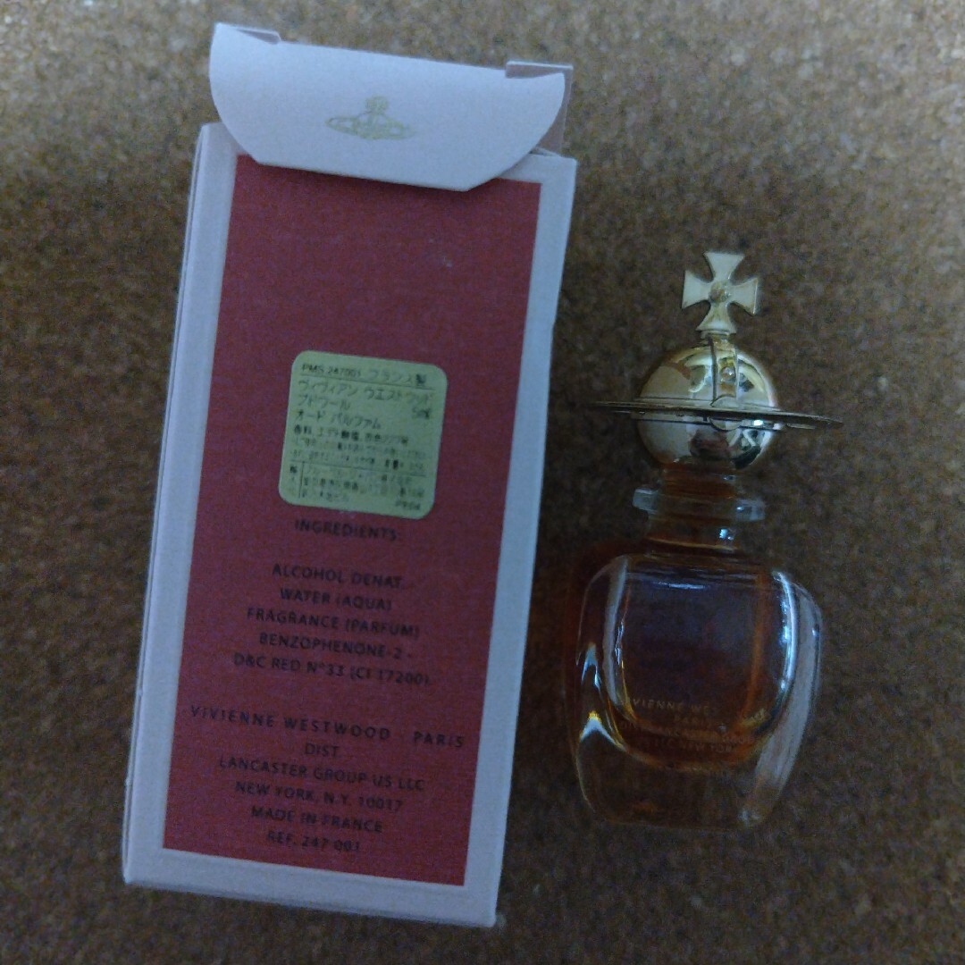 Vivienne Westwood(ヴィヴィアンウエストウッド)のヴィヴィアンウエストウッド香水ミニサイズ コスメ/美容の香水(ユニセックス)の商品写真