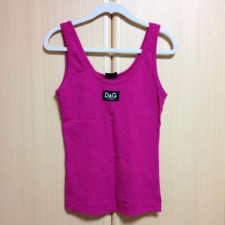 入手困難✨ ドルチェアンドガッバーナ タンクトップ エンジェル ピンク カップ付き】カットアウトタンクトップ | AND ON JIONE STORE