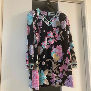 超美品 レオナール♡チュニック サイズ42 | www.innoveering.net