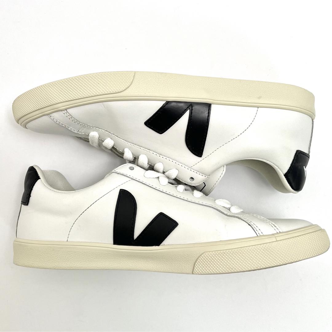 VEJA ESPLAR WHITE BLACK 23cm