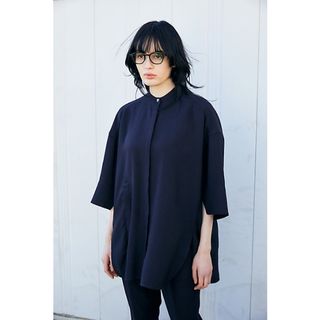 エンフォルド(ENFOLD)のENFOLD リネンライク ２WAY OPEN SHIRT ネイビー(シャツ/ブラウス(長袖/七分))