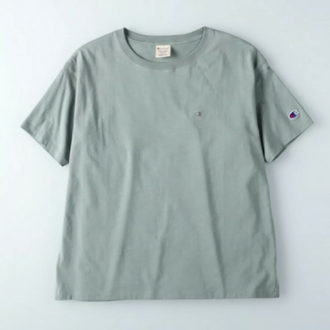 Champion(チャンピオン)のchampion　チャンピオン　ワンポイント無地半袖Tシャツ　レディース レディースのトップス(Tシャツ(半袖/袖なし))の商品写真