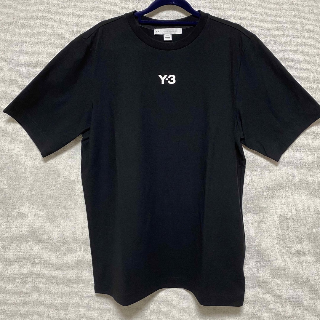 Y-3(ワイスリー)のY-3/美品/20周年Tシャツ/綿100% /黒/XS メンズのトップス(Tシャツ/カットソー(半袖/袖なし))の商品写真