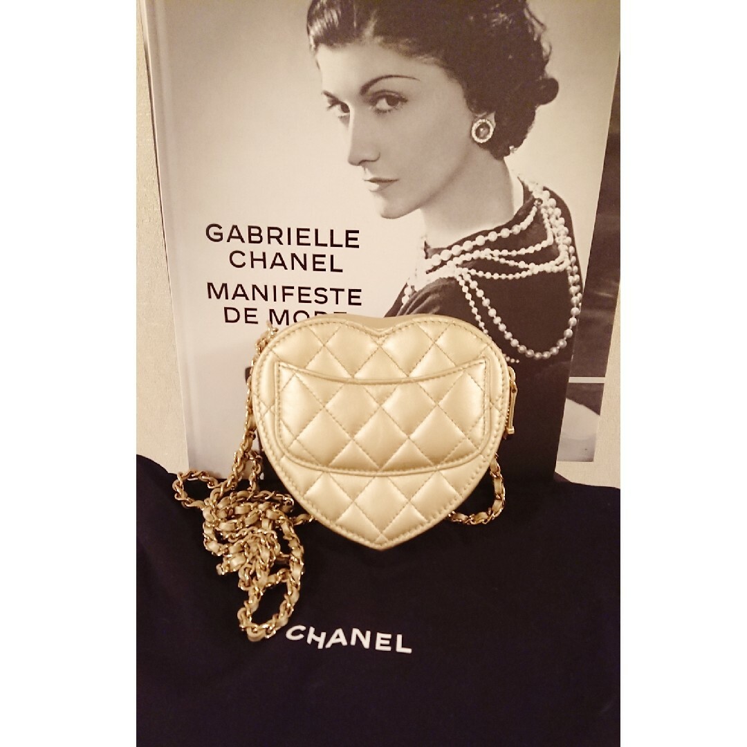 CHANELハートバッグ