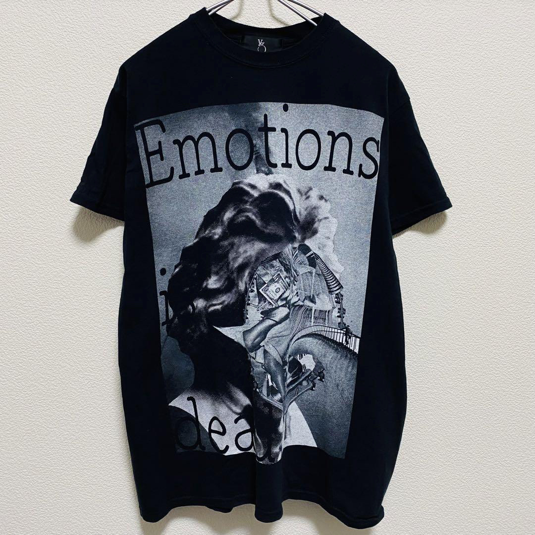 VIRGO(ヴァルゴ)のEMOTION IS DEAD 【Uziii×VIRGOwearworks】 メンズのトップス(Tシャツ/カットソー(半袖/袖なし))の商品写真