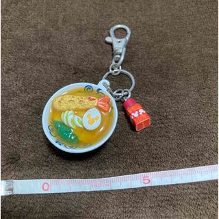 ディズニー(Disney)のカレーうどん&七味　キーホルダー(キーホルダー)