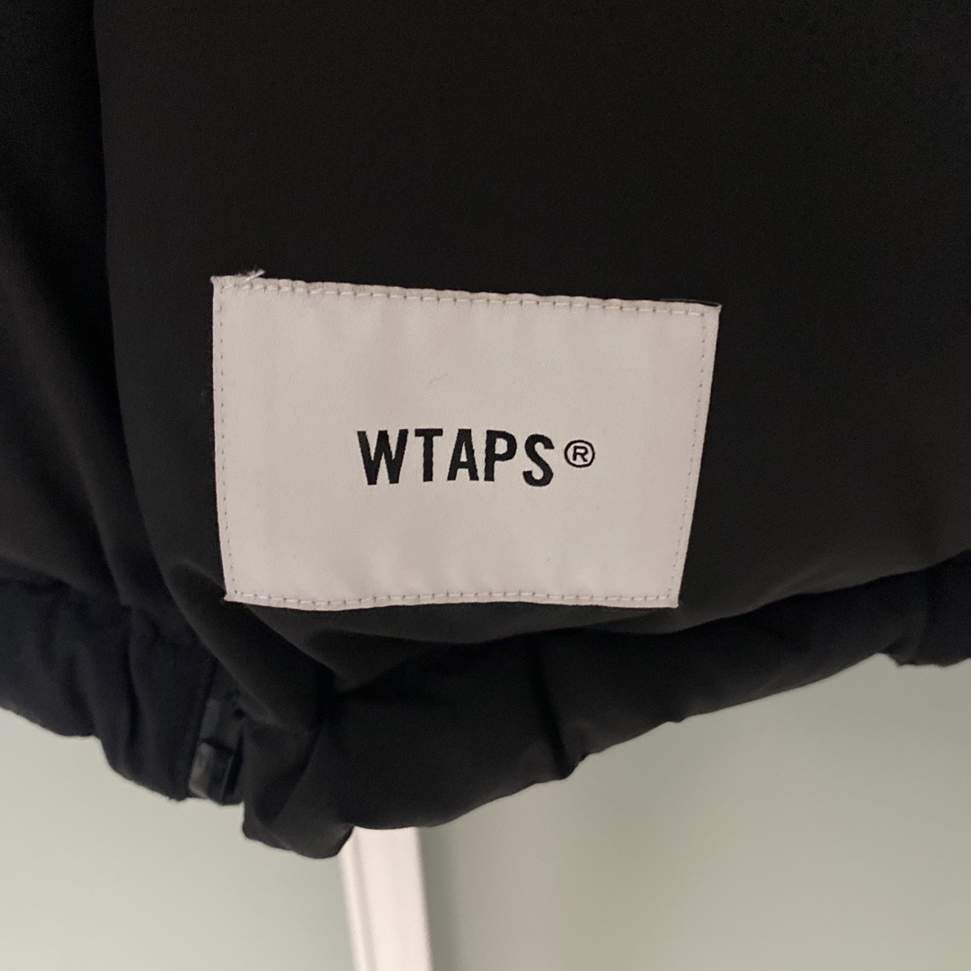 W)taps(ダブルタップス)のWTAPS TTL JACKET POLY TAFFETA WTVUA L メンズのジャケット/アウター(ダウンジャケット)の商品写真