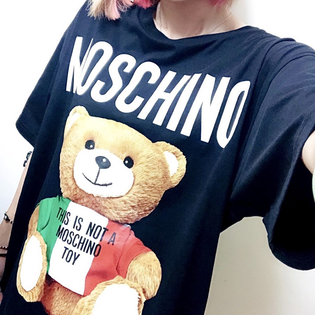新品モスキーノ　Tシャツとショートパンツのセット　moschino グッチ