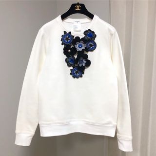 シャネル(CHANEL)のCHANEL 美品 花刺繍 トップス トレーナー(トレーナー/スウェット)