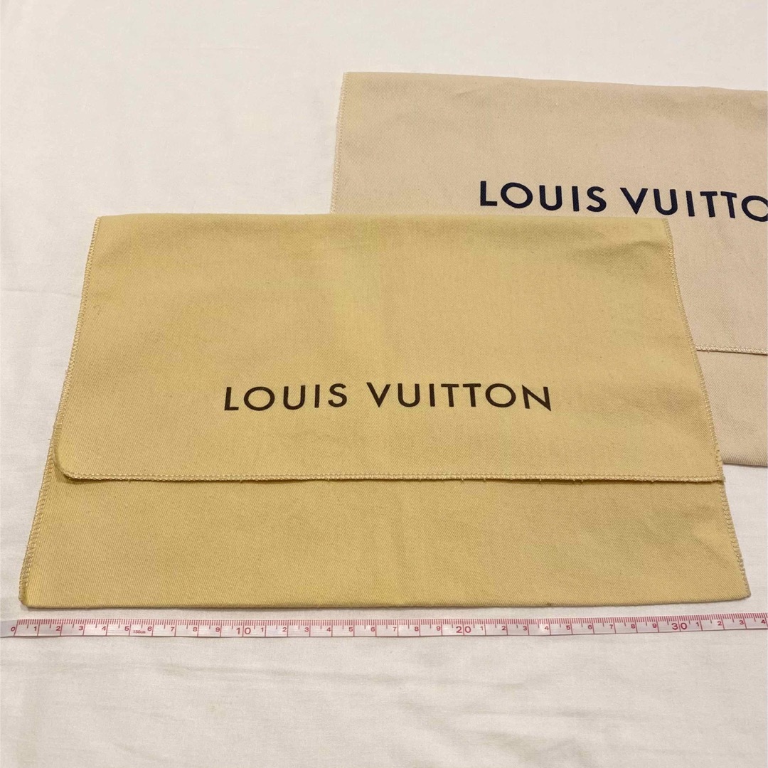 LOUIS VUITTON(ルイヴィトン)のルイヴィトン LOUIS VUITTON 保存袋 3枚セット レディースのバッグ(ショップ袋)の商品写真