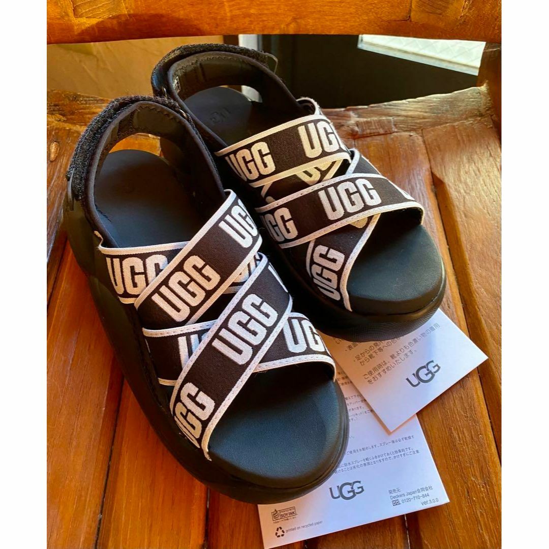 UGG - 入荷困難✨激レア✨⑬超美品✨24✨UGG✨LA CLOUD SANDAL✨厚底の