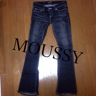 マウジー(moussy)のMOUSSY ブーツカットジンズ 25(デニム/ジーンズ)